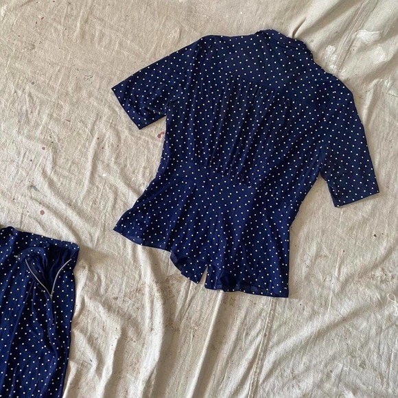 Vintage 40s navy and white polka dot rayon 1940s blouse and skirt set - Picture 9 of 12